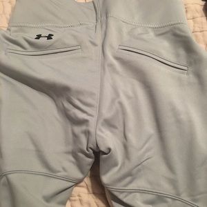 Women’s Under Armour Softball pants